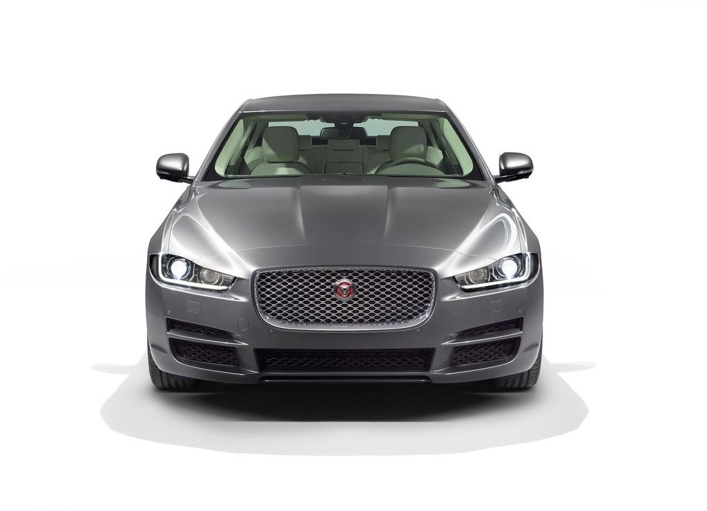 JAGUAR XE, foto 172