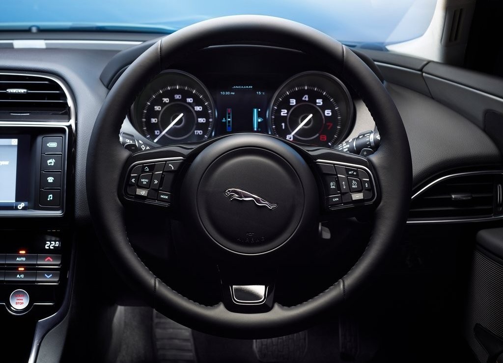 JAGUAR XE, foto 182