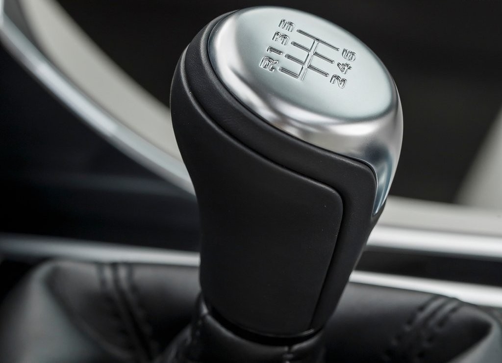 JAGUAR XE, foto 206