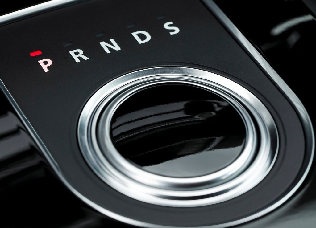 JAGUAR XE, foto 208