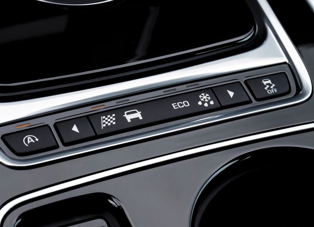 JAGUAR XE, foto 212