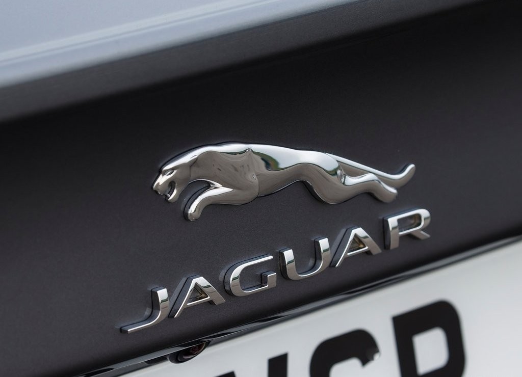 JAGUAR XE, foto 243