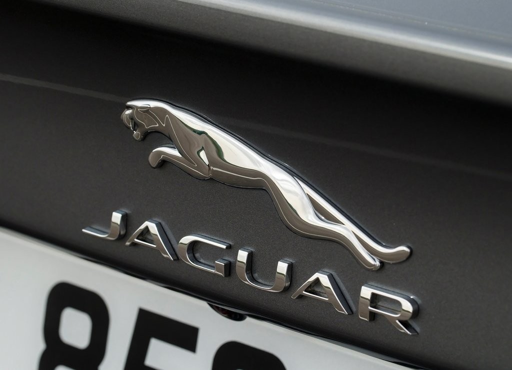 JAGUAR XE, foto 244