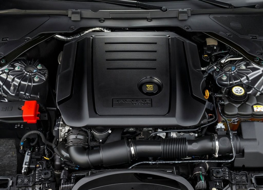 JAGUAR XE, foto 250