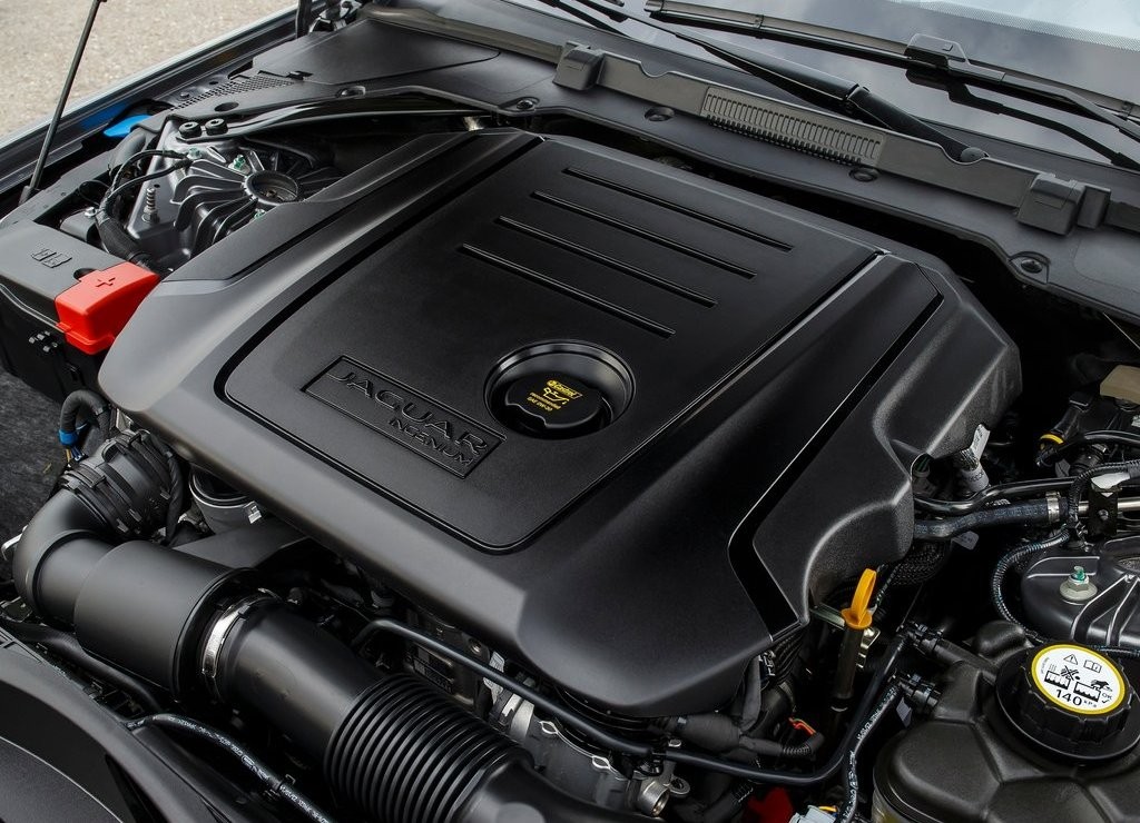 JAGUAR XE, foto 254