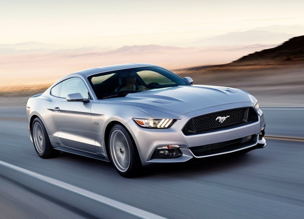 FORD MUSTANG GT, foto 4