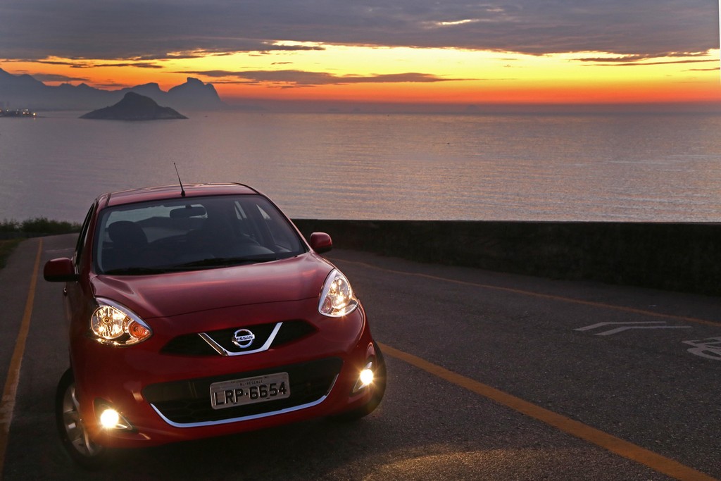 NISSAN MARCH 3 CILINDROS, foto 2