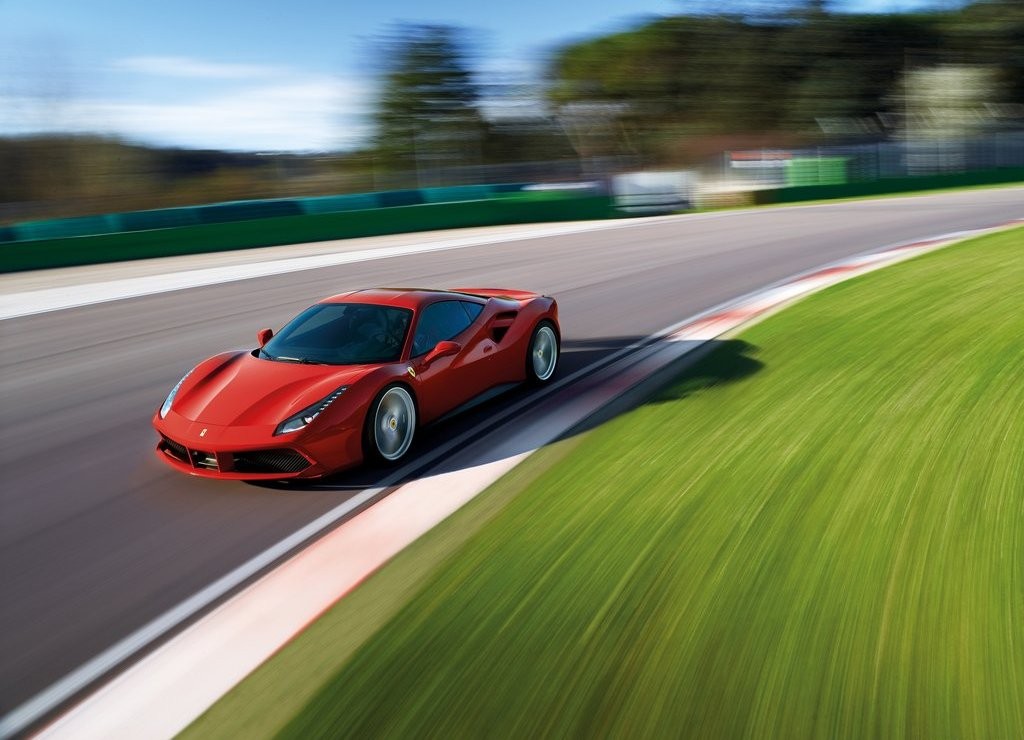 FERRARI F488 GTB, foto 9