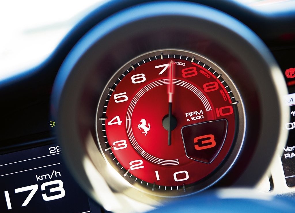 FERRARI F488 GTB, foto 37