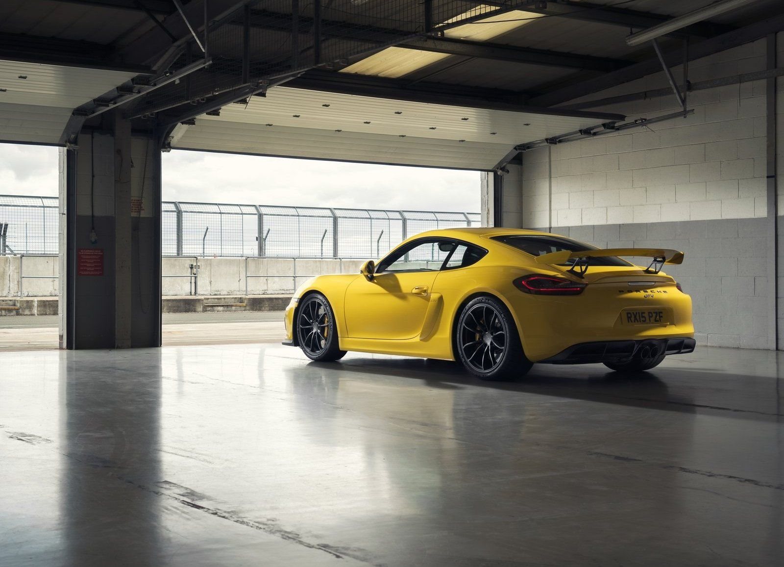2016 - PORSCHE CAYMAN GT4, foto 32