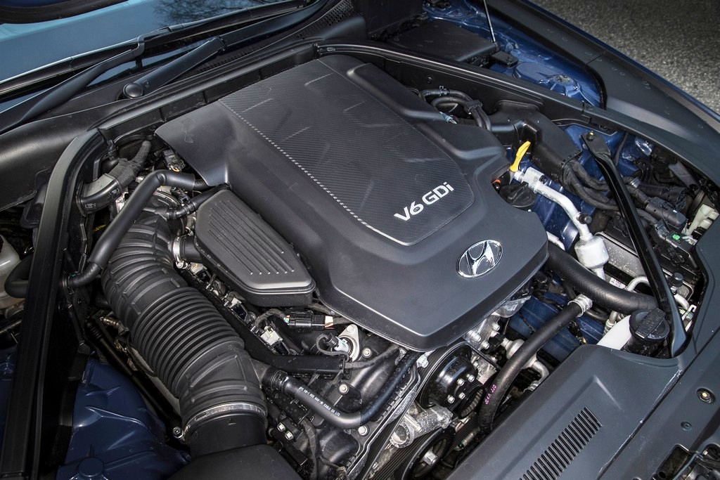 HYUNDAI GENESIS EXECUTIVE SALOON, foto 14