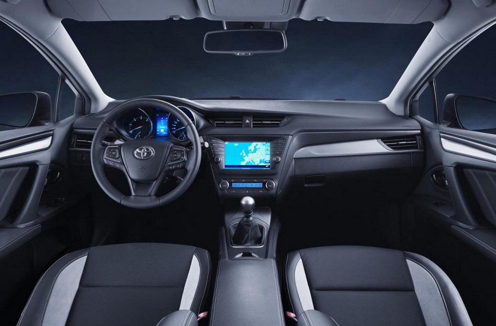 2016 - TOYOTA AVENSIS, foto 8