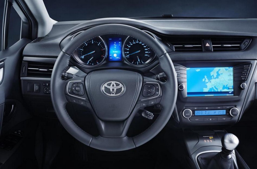 2016 - TOYOTA AVENSIS, foto 9