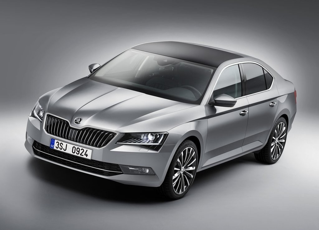 SKODA SUPERB, foto 4