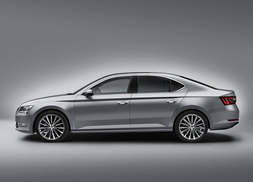 SKODA SUPERB, foto 5