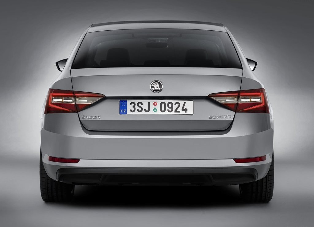 SKODA SUPERB, foto 10