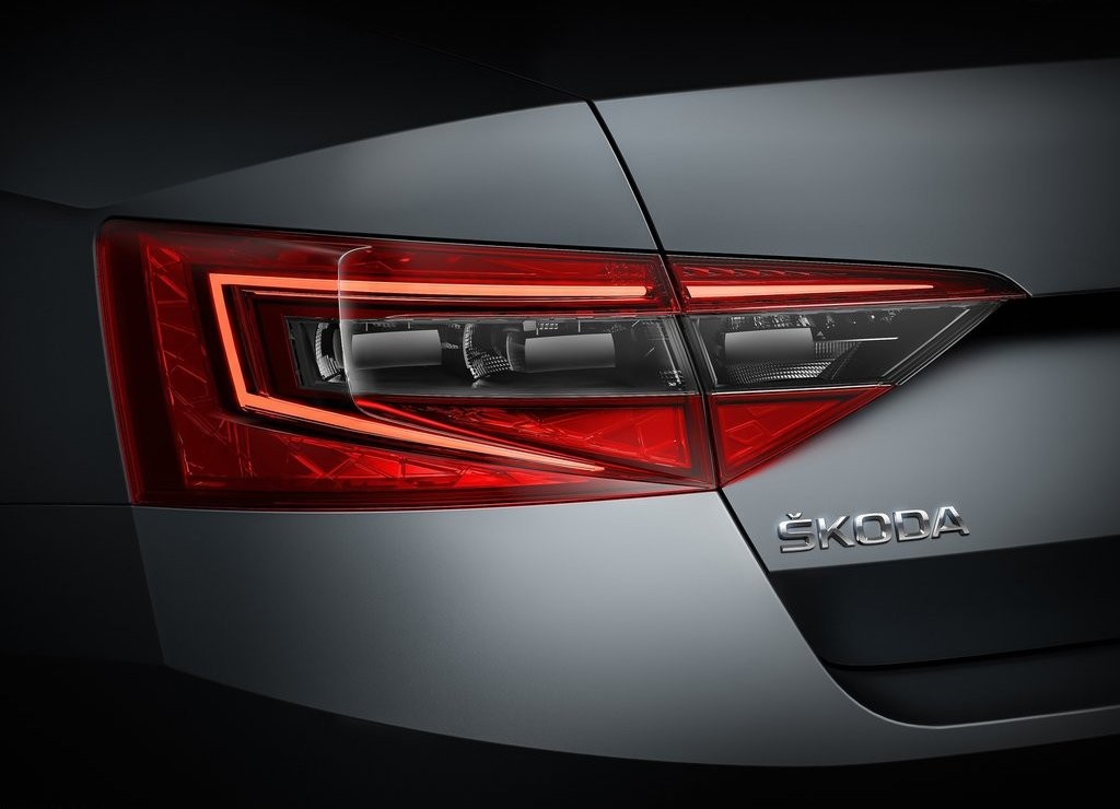 SKODA SUPERB, foto 17