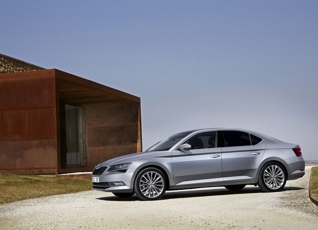 SKODA SUPERB, foto 42