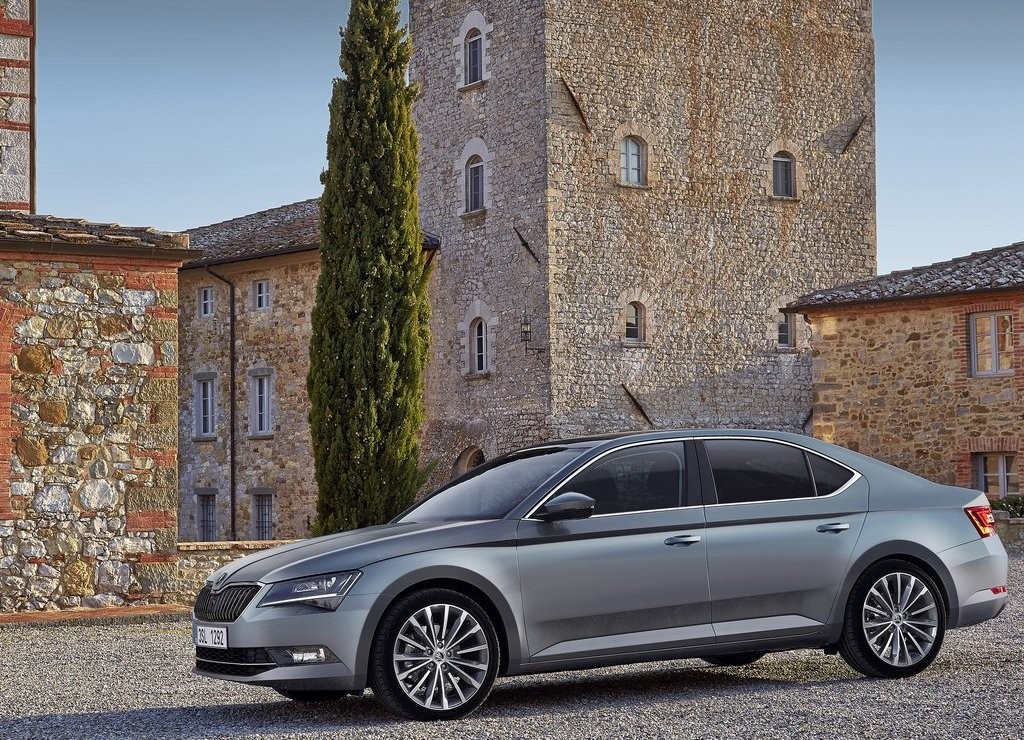 SKODA SUPERB, foto 43