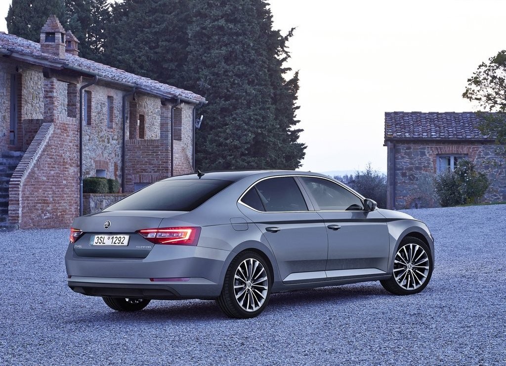SKODA SUPERB, foto 51