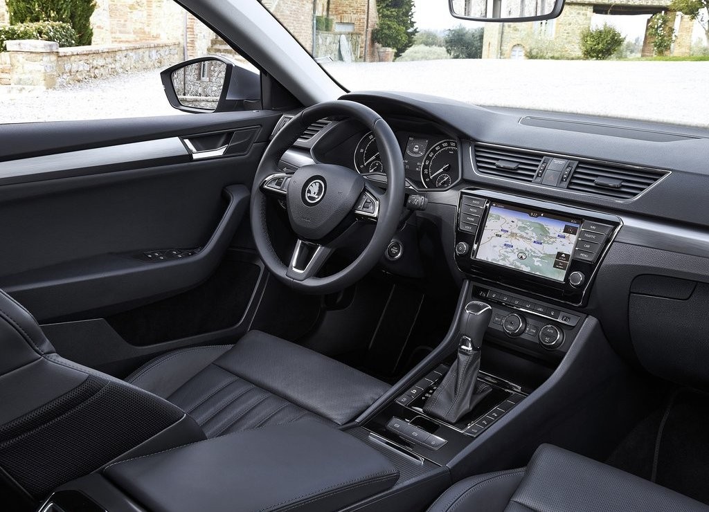 SKODA SUPERB, foto 57