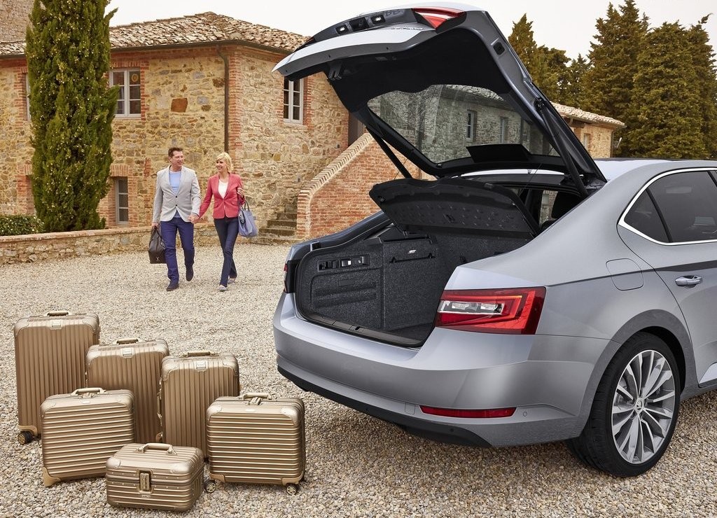 SKODA SUPERB, foto 63