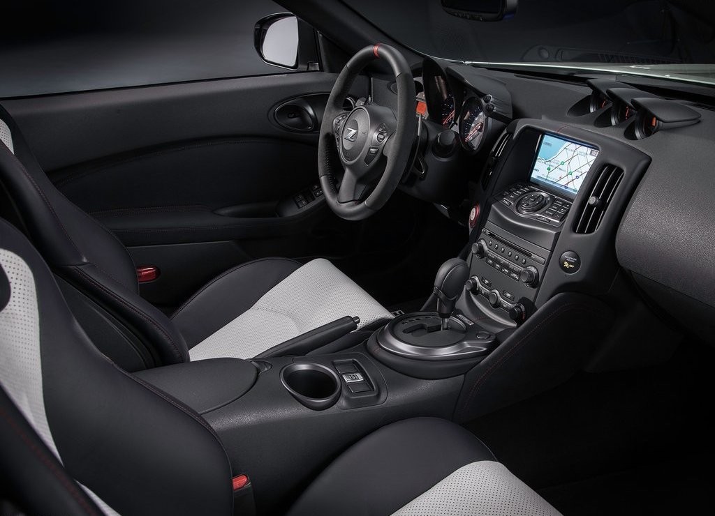 NISSAN 370Z NISMO ROADSTER CONCEPT, foto 8
