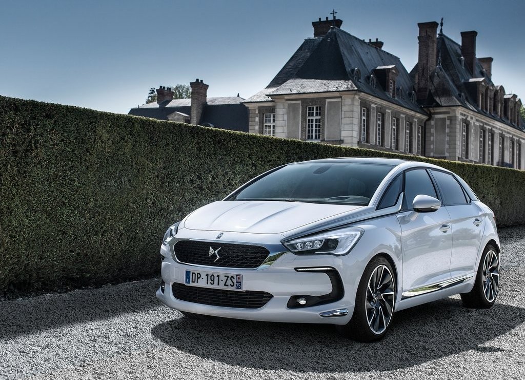 2016 - DS 5, foto 2