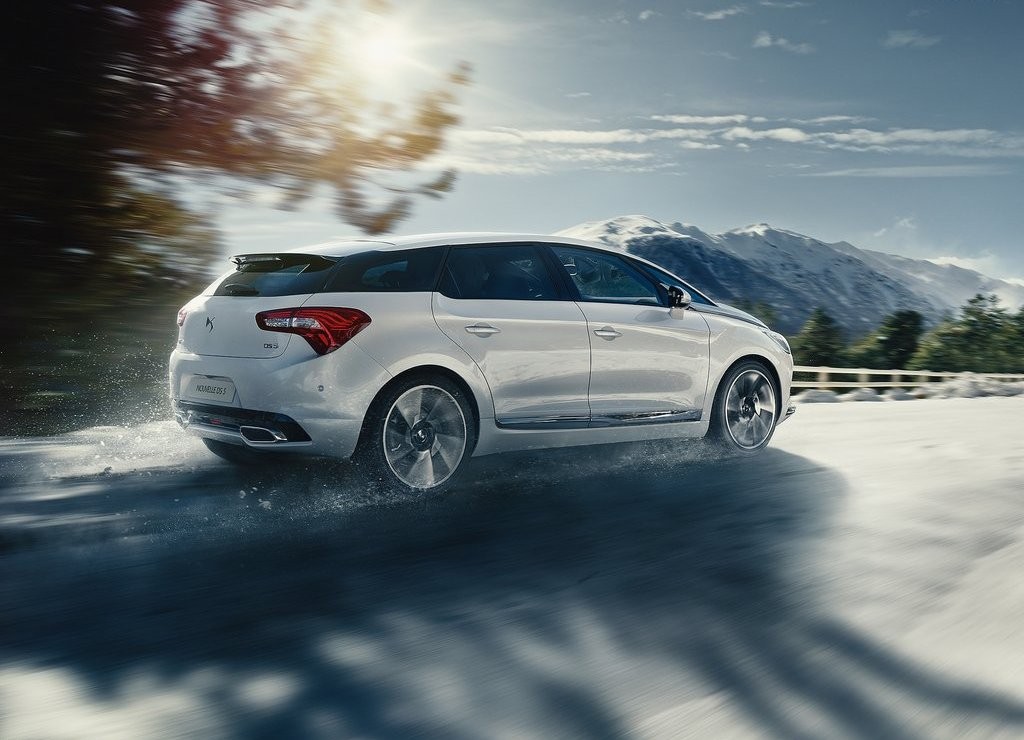 2016 - DS 5, foto 22
