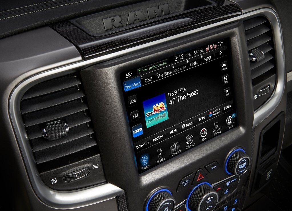 RAM 1500 LARAMIE LIMITED, foto 19