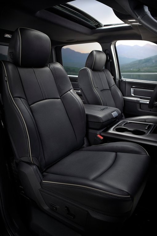 RAM 1500 LARAMIE LIMITED, foto 27