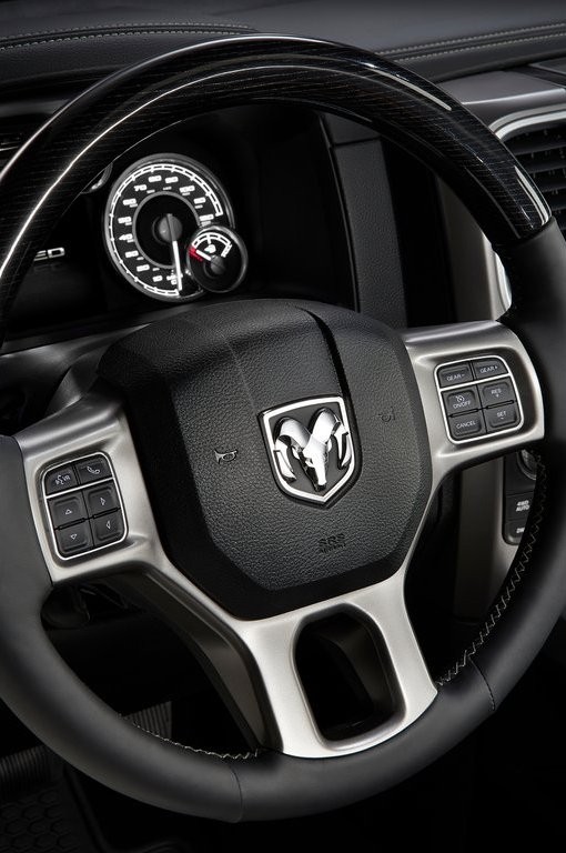 RAM 1500 LARAMIE LIMITED, foto 28