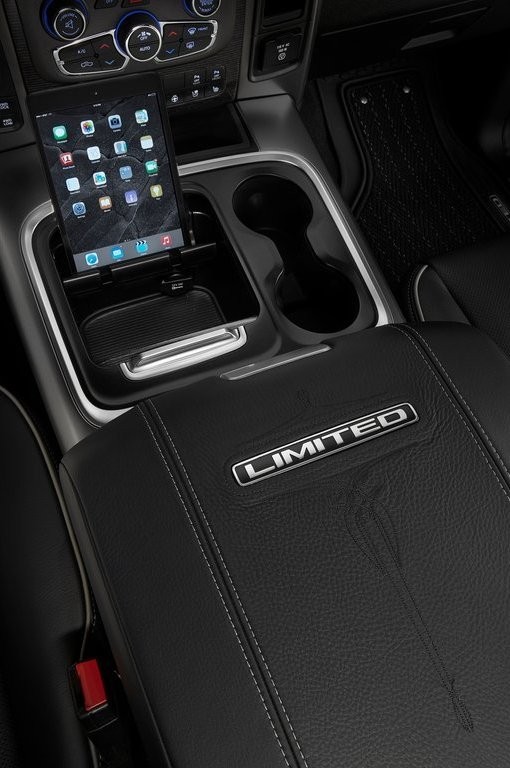 RAM 1500 LARAMIE LIMITED, foto 33