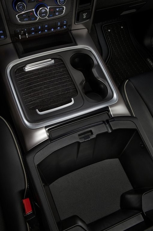 RAM 1500 LARAMIE LIMITED, foto 36