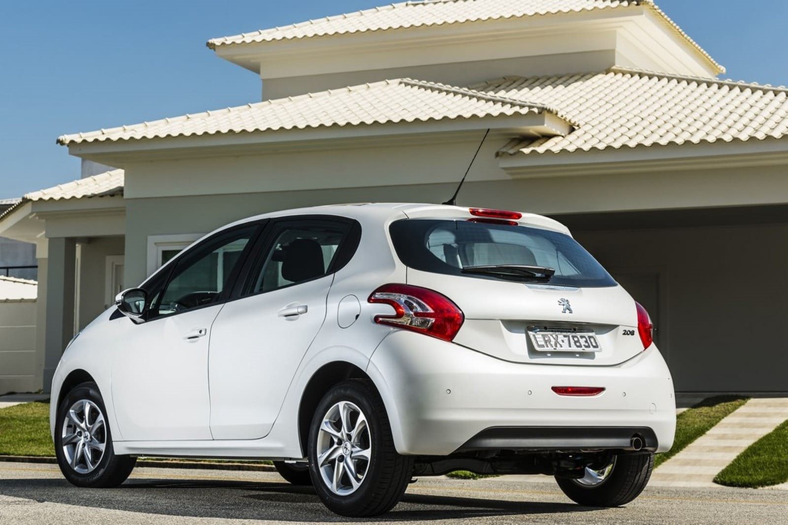 PEUGEOT 208, foto 62