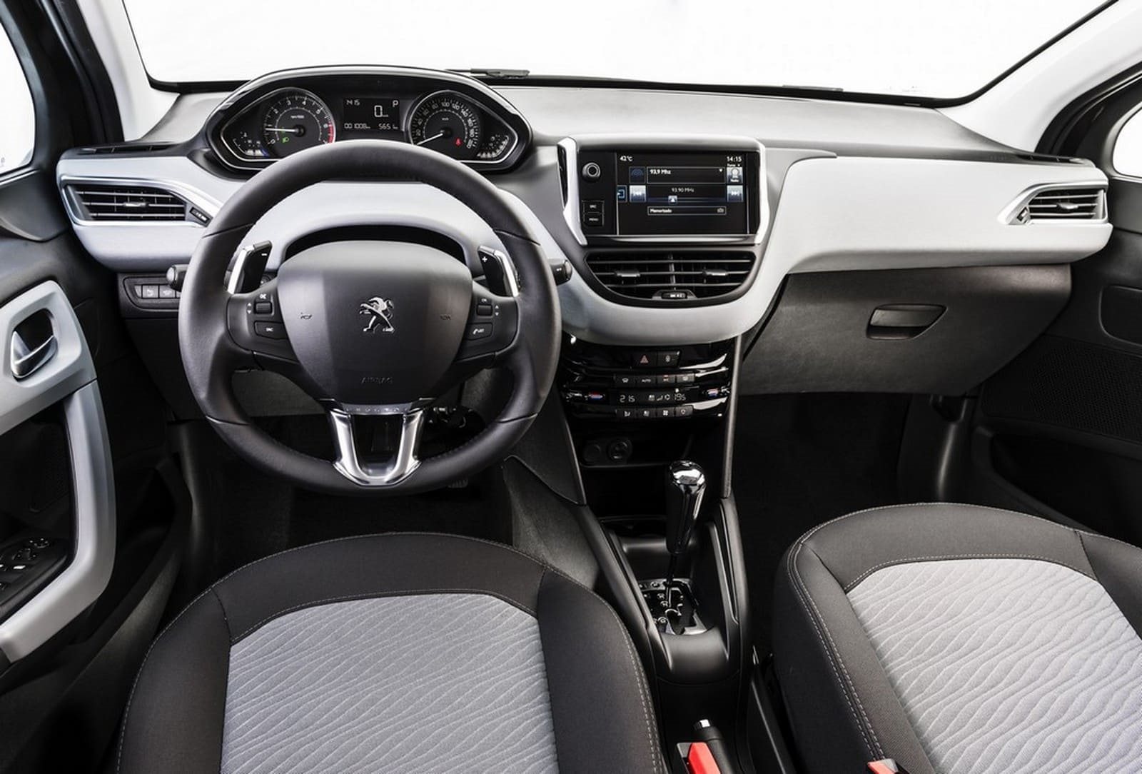 PEUGEOT 208, foto 75