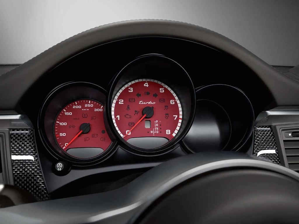 PORSCHE MACAN TURBO BY PORSCHE EXCLUSIVE, foto 5