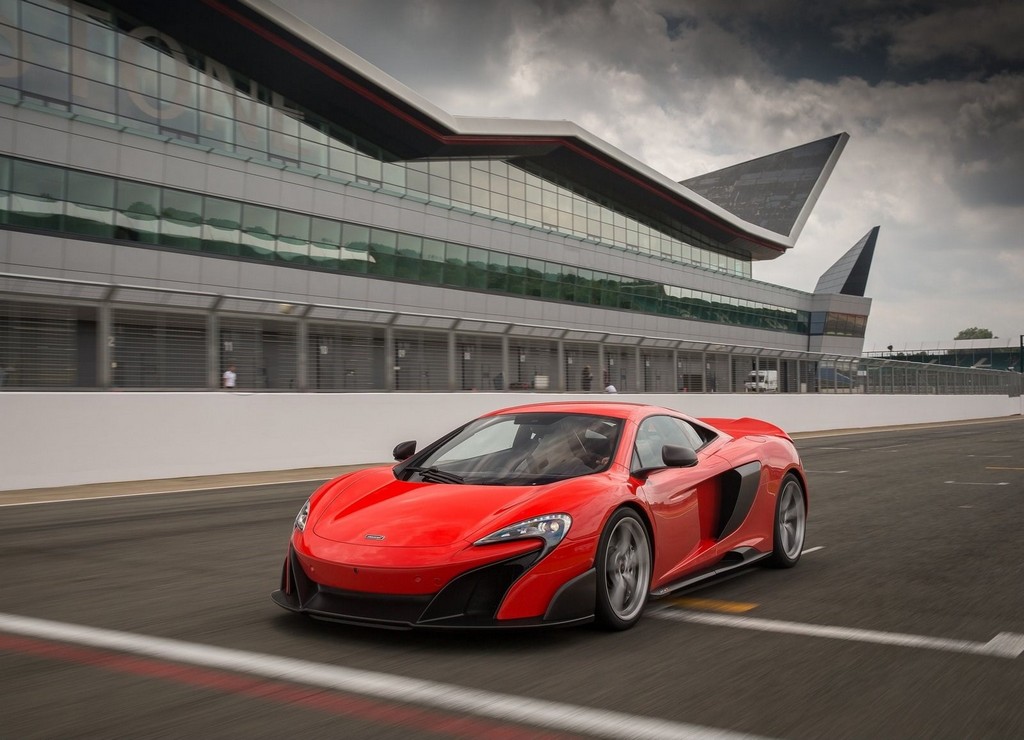 McLAREN 675LT, foto 8