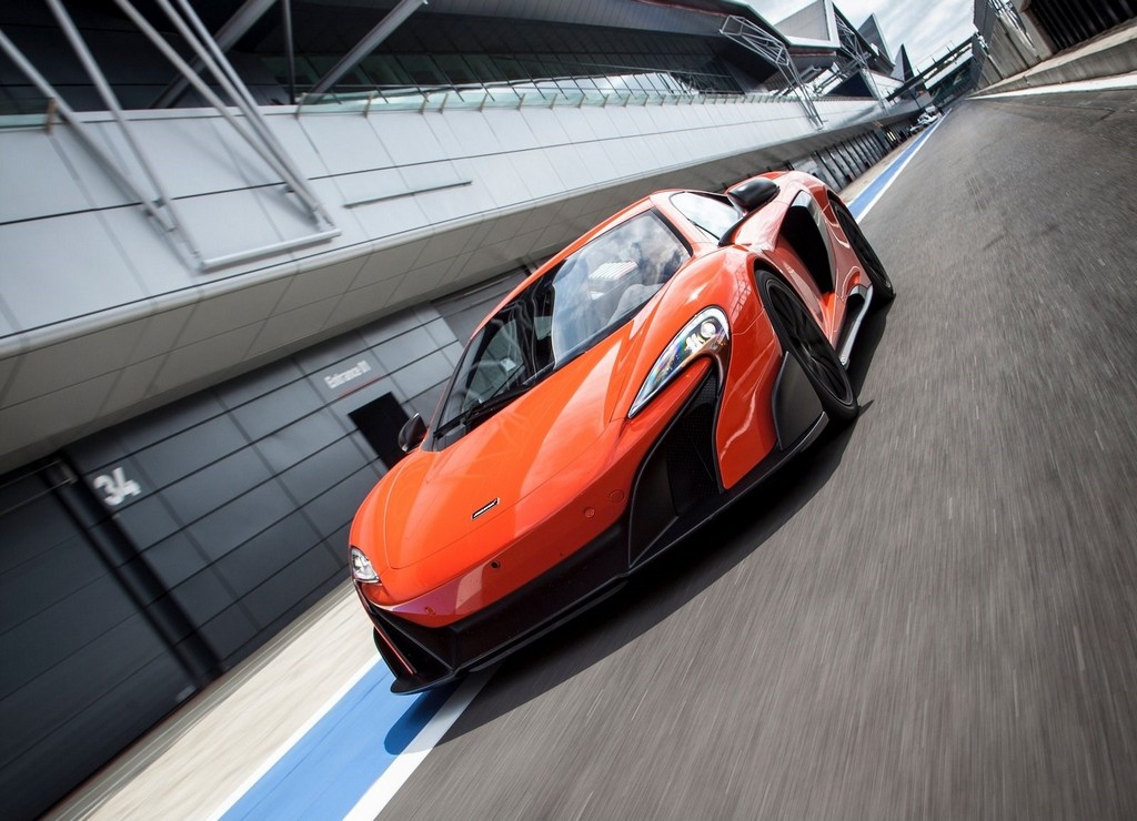 McLAREN 675LT, foto 10