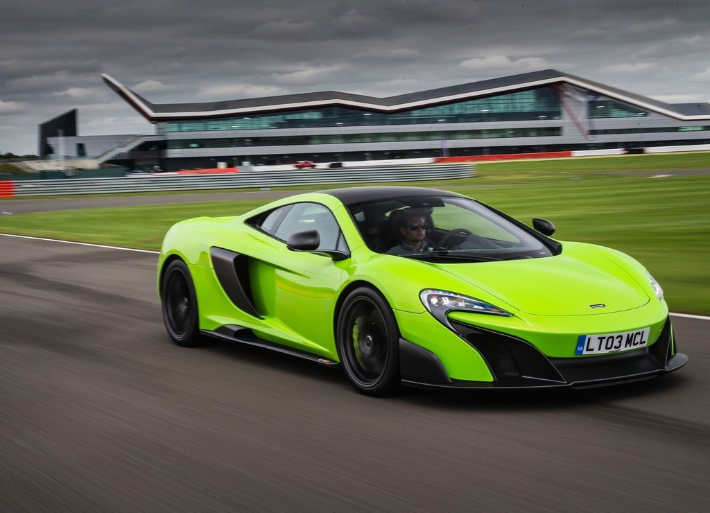 McLAREN 675LT, foto 14