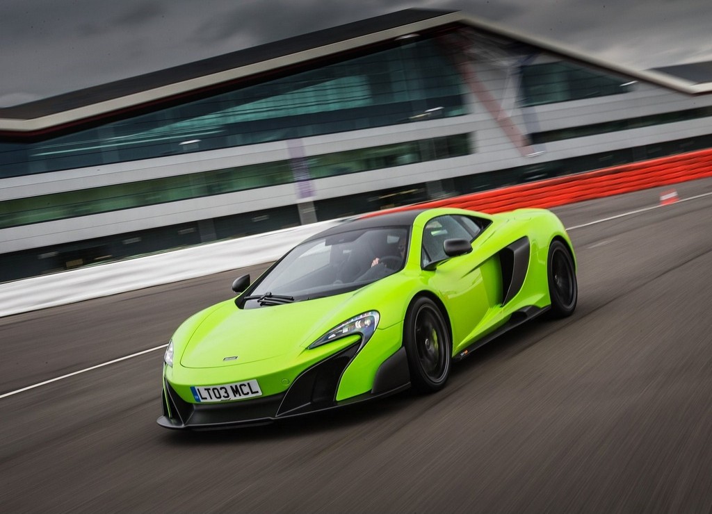 McLAREN 675LT, foto 15