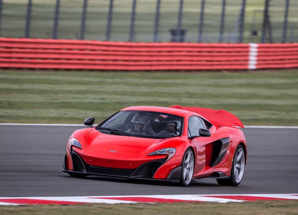 McLAREN 675LT, foto 24