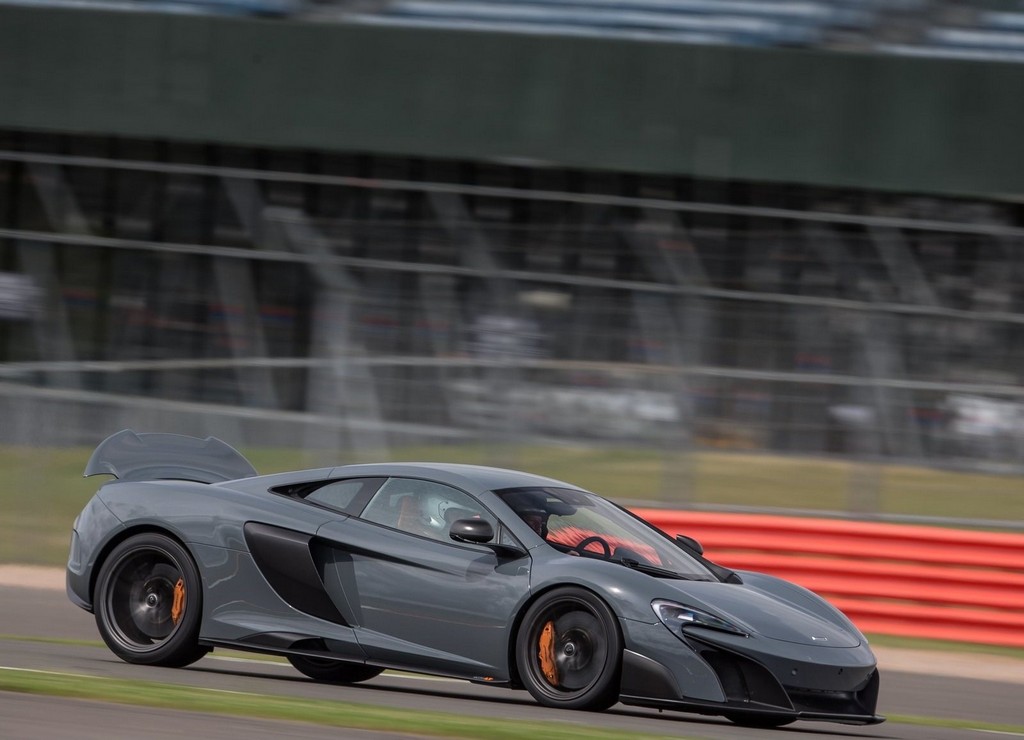McLAREN 675LT, foto 27