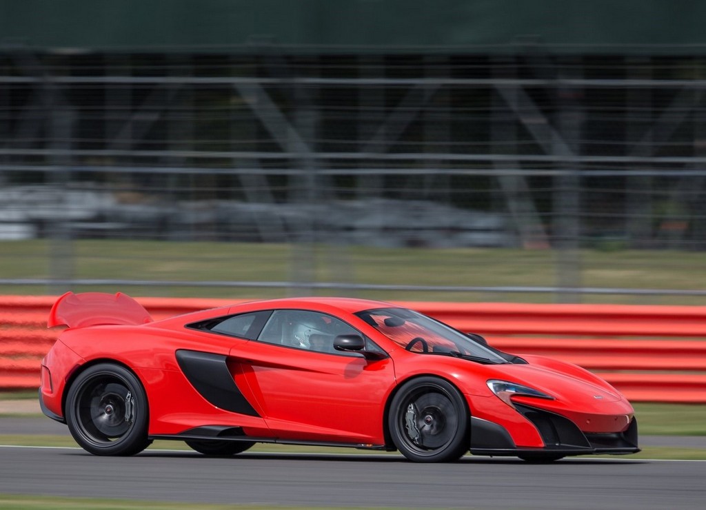 McLAREN 675LT, foto 28