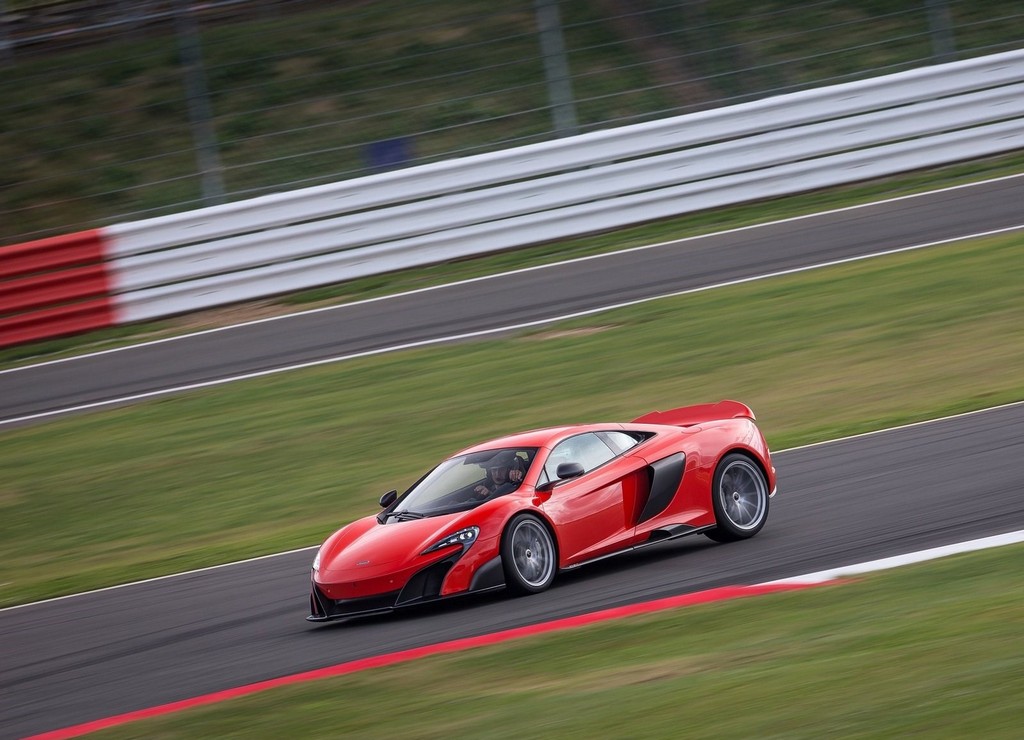 McLAREN 675LT, foto 33