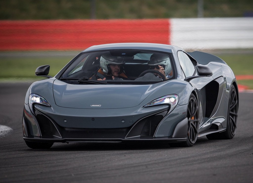 McLAREN 675LT, foto 42