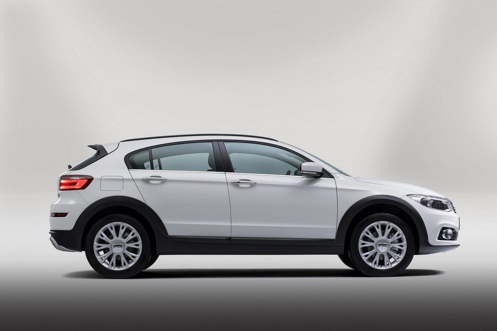 2016 - QOROS 3 CITY SUV, foto 12