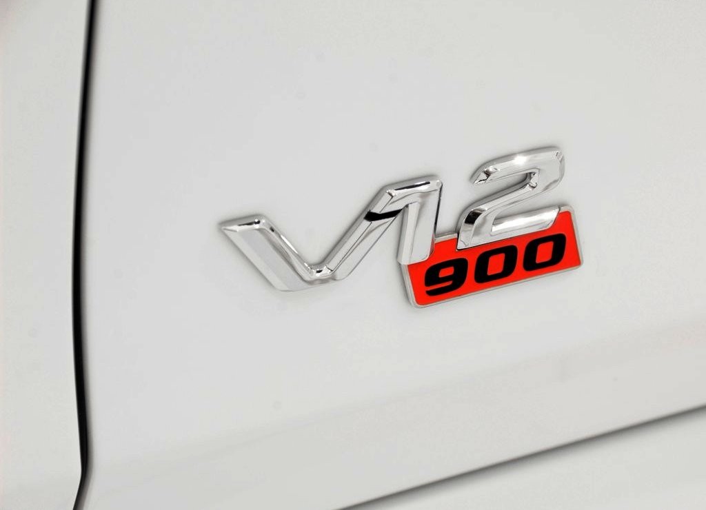 MERCEDES-BENZ S BRABUS ROCKET 900, foto 21