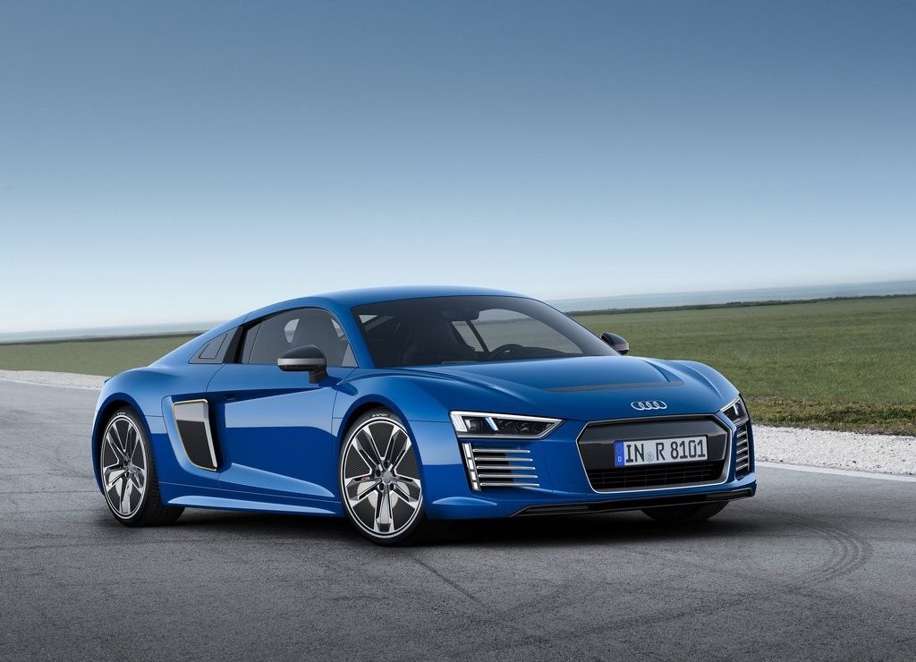 2016 - AUDI R8 E-TRON, foto 2