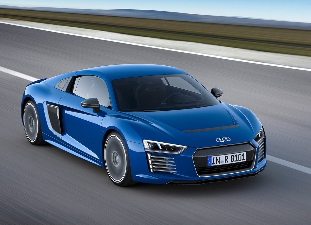 2016 - AUDI R8 E-TRON, foto 4
